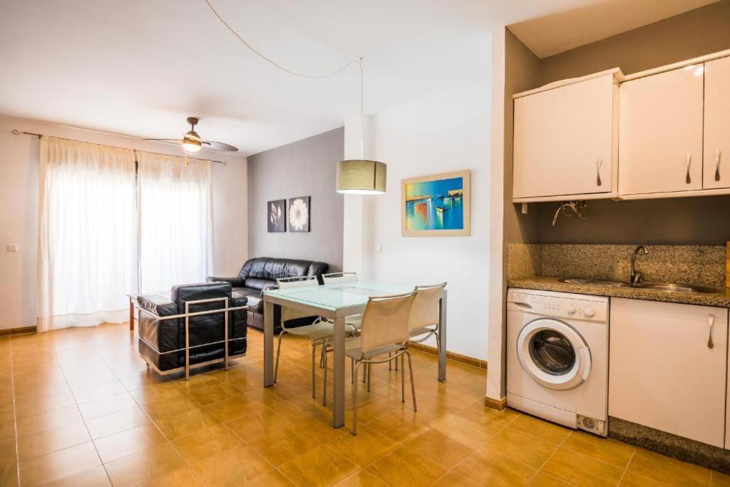 Apartamentos Mirablau Агуадулсе Екстериор снимка